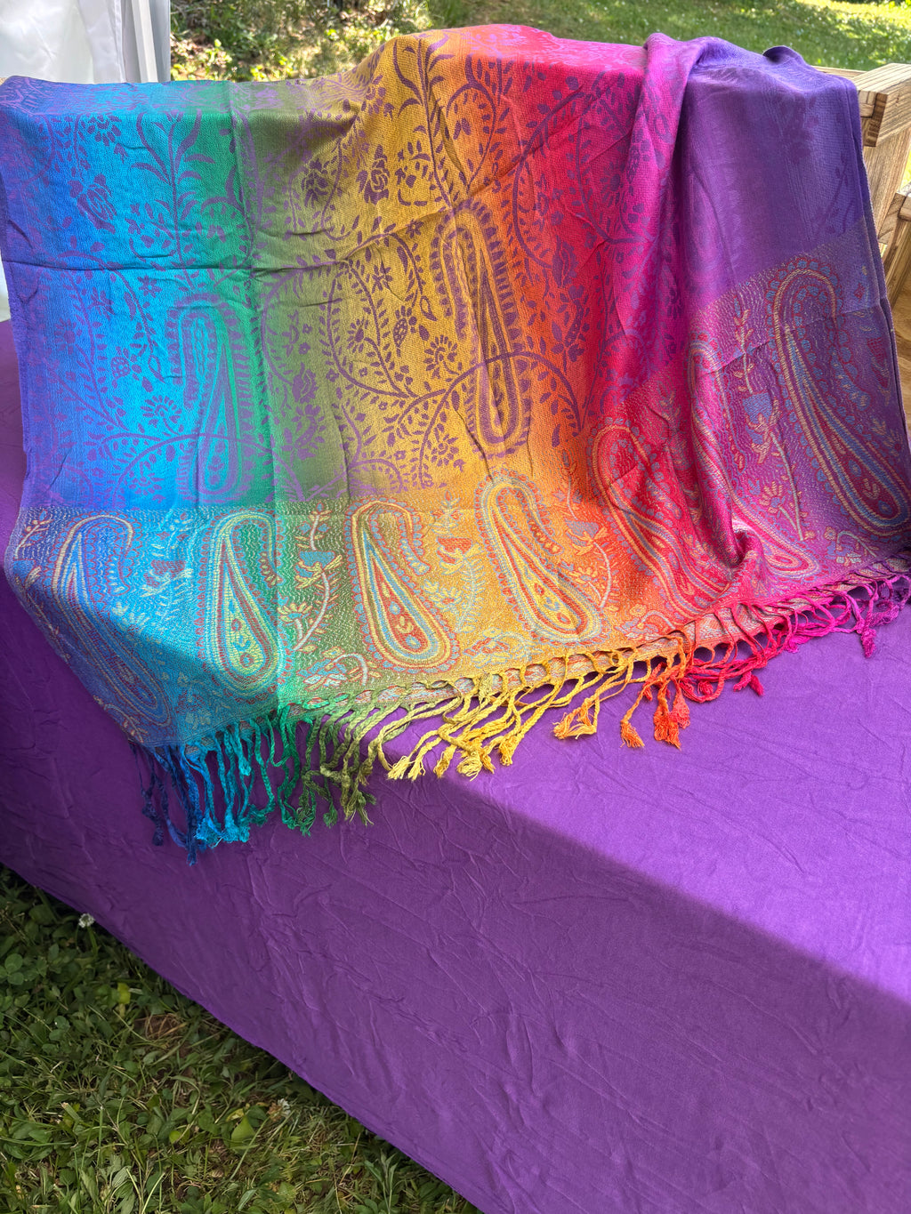 Shawls tunic Celebrations of a return