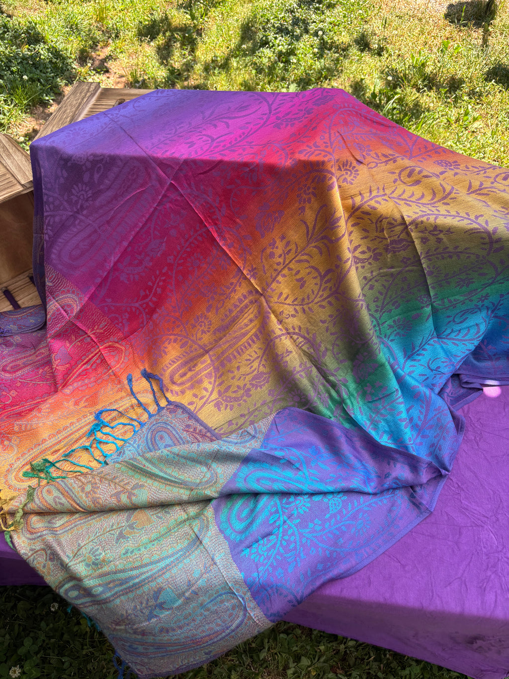 Shawls tunic Celebrations of a return